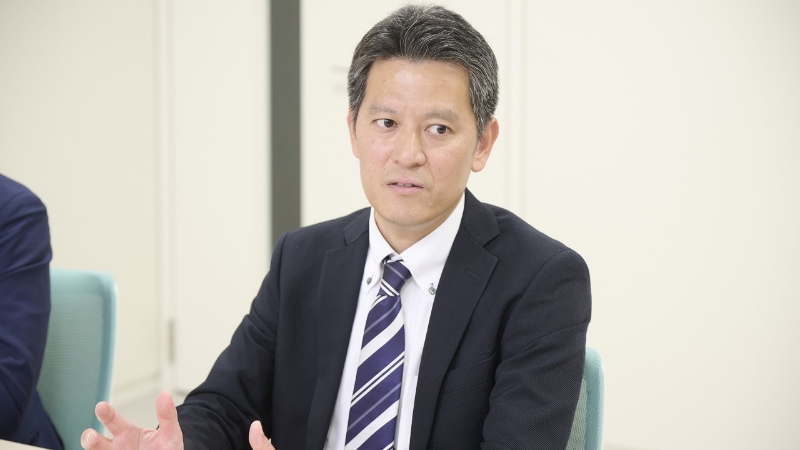 冷媒規制の現状について話す小野氏